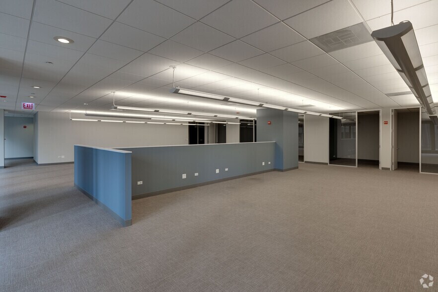 Photo of 17th Floor Ste 1780