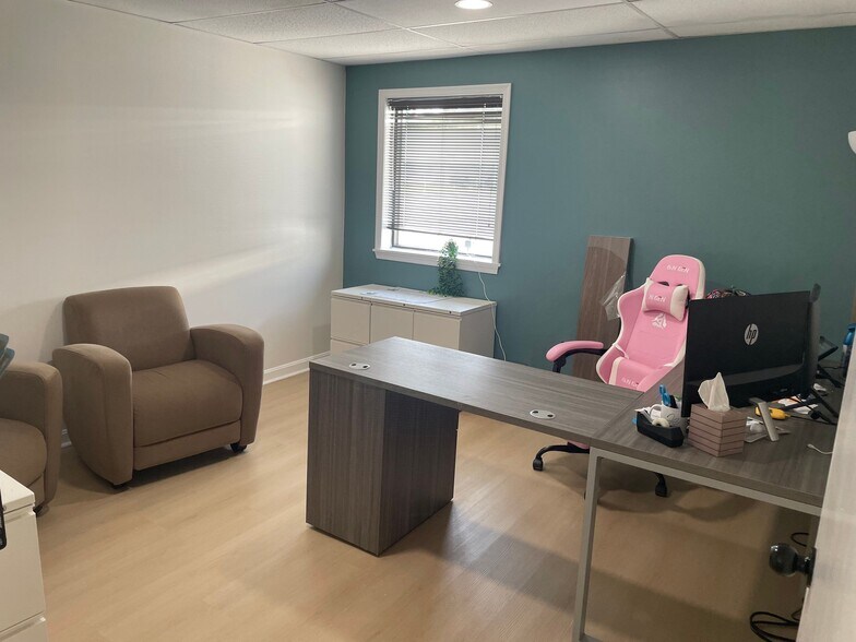 More Photos Of 604 Otis Dr, Dover Light Distribution For Lease