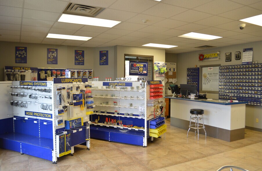 More Photos Of 1330 Foster Ave, Nashville Light Distribution For Lease