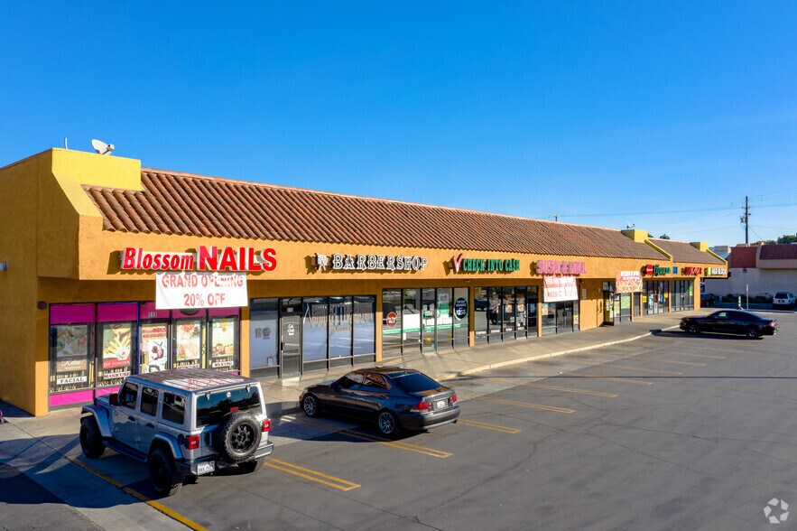 More Photos Of 543 N Azusa Ave, Covina Unknown For Lease