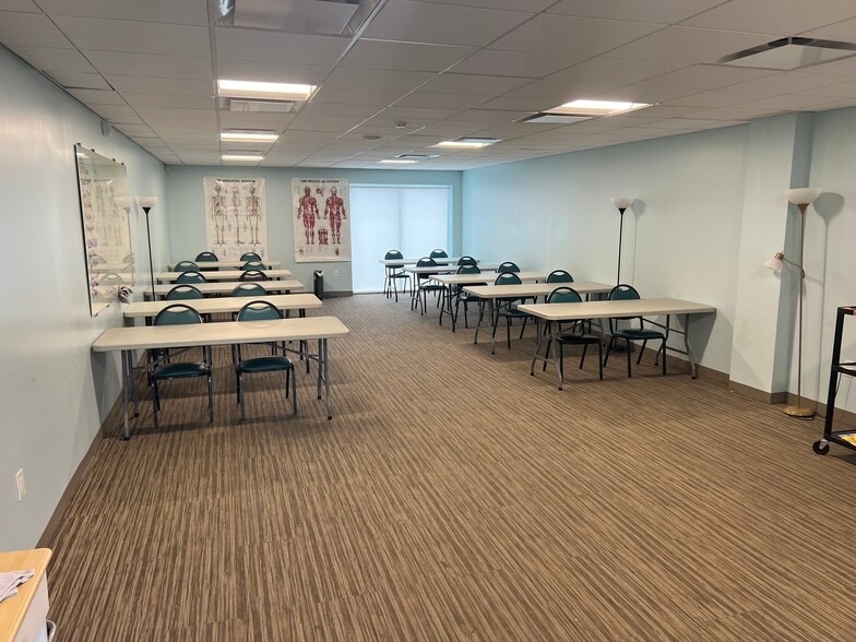 More Photos Of 1888 Cotillion Dr, Atlanta Loft Creative Space For Sale