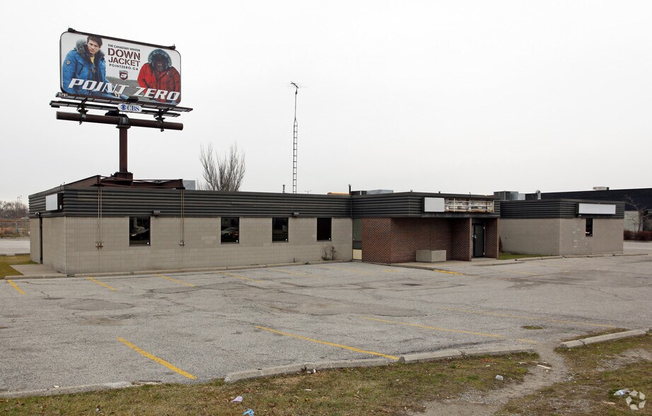 More Photos Of 360 Evans Ave, Toronto Unknown For Lease