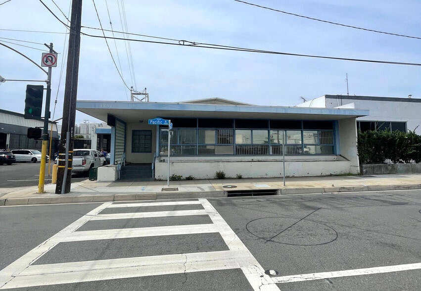 More Photos Of 4651 Pacific Blvd, Vernon Manufacturing For Sale