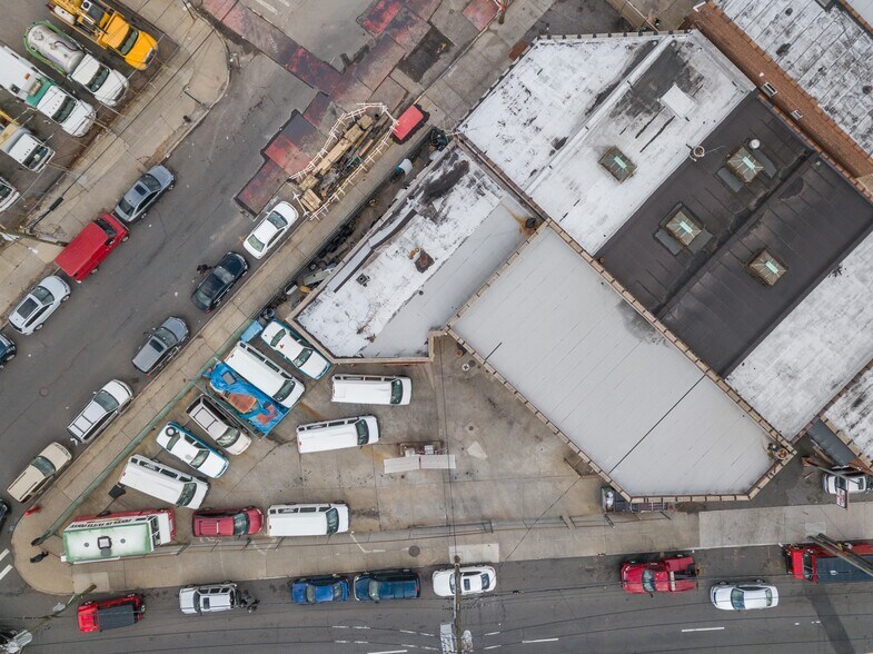 More Photos Of 1580 Bronxdale Ave, Bronx Service Station For Sale