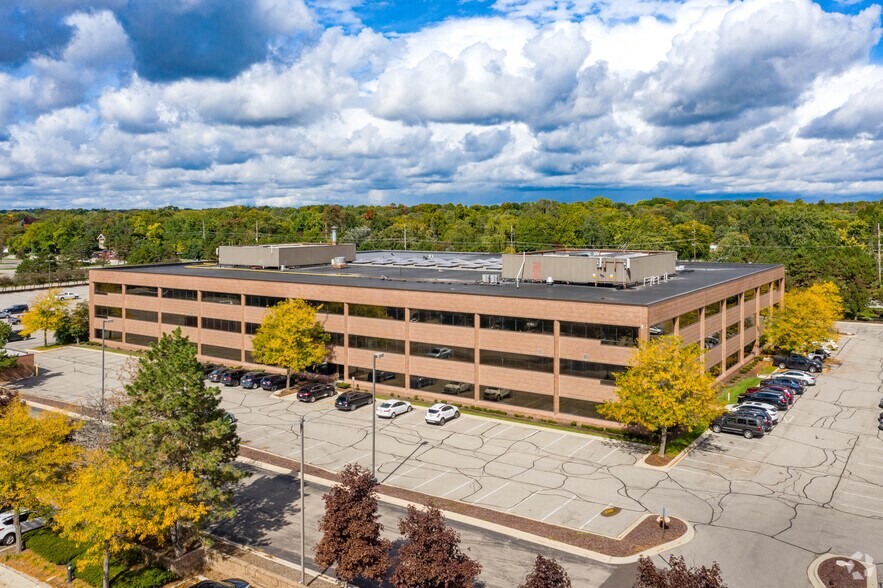 More Photos Of 33533 W 12 Mile Rd, Farmington Hills Office For Sale