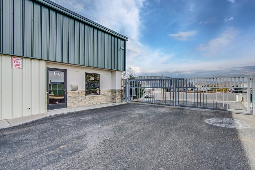 More Photos Of 1483 Woolsey Hts, Colorado Springs Office For Lease