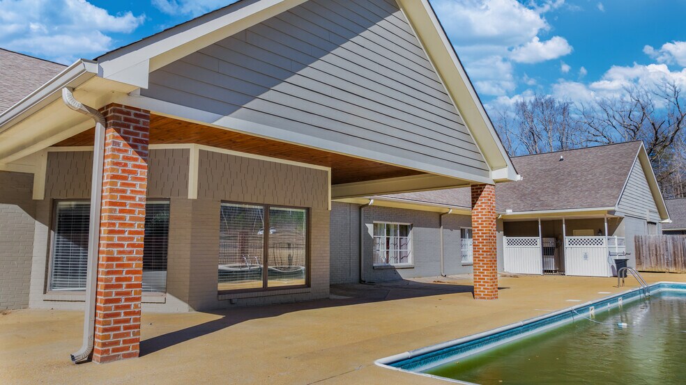 More Photos Of 502 Crystal Lake Dr NE, Fort Payne Golf Course Driving Range For Sale