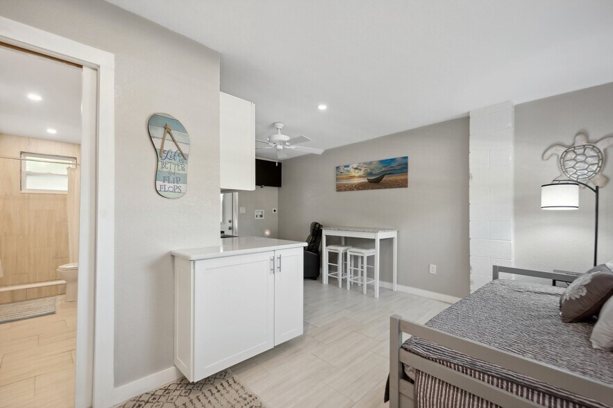 More Photos Of 1214 Bay Pine Blvd, Indian Rocks Beach Apartments For Sale