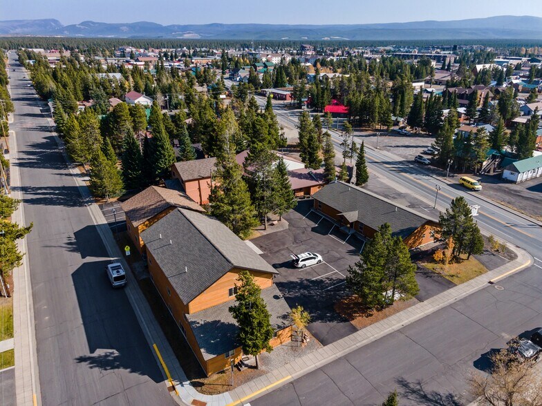 More Photos Of 229 N Hayden St, West Yellowstone Hotel For Sale