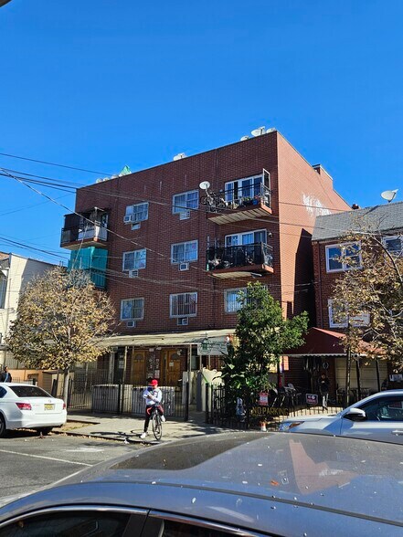 More Photos Of 3819 99th St, Corona Multifamily For Sale