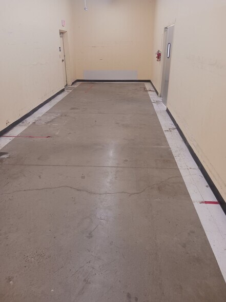 More Photos Of 901 US 49, Marvell Convenience Store For Sale