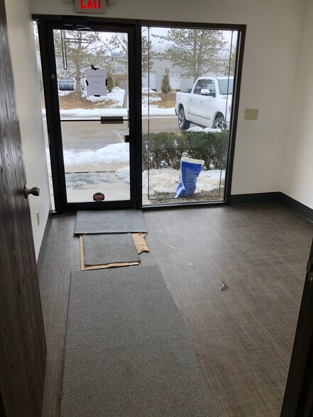 More Photos Of 6145 Scherers Pl, Dublin Light Distribution For Lease