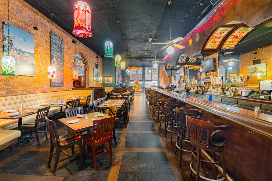 More Photos Of 440 Clinton St, Detroit Storefront Retail Office For Sale