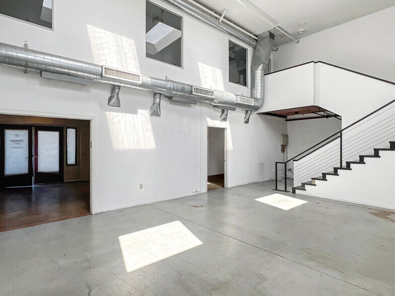 More Photos Of 1450-1470 W 9th St, Upland Loft Creative Space For Lease