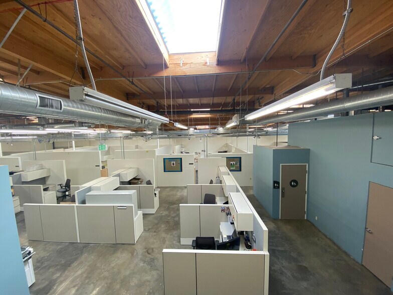 More Photos Of 100 E Graham Pl, Burbank Office For Lease