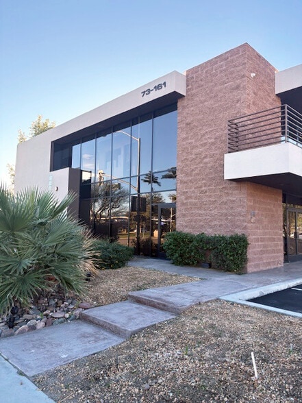 More Photos Of 73161 Fred Waring Dr, Palm Desert Office For Lease