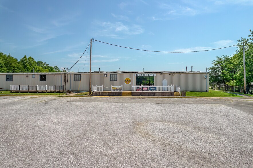 More Photos Of 801 Larry Byrd Rd, Kingston Light Distribution For Sale