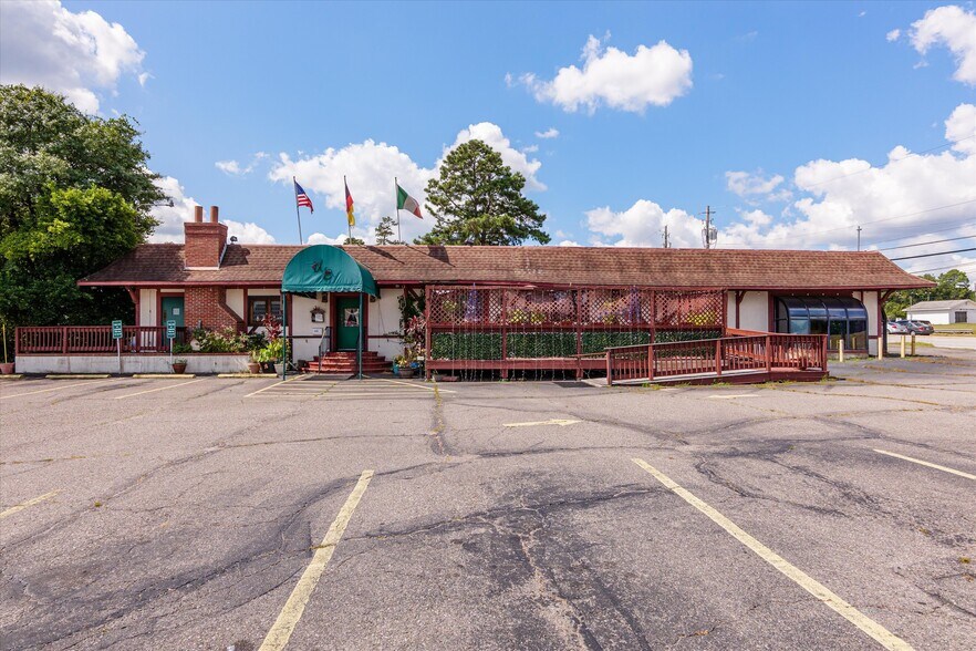 More Photos Of 3044 Deans Bridge Rd, Augusta Restaurant For Sale