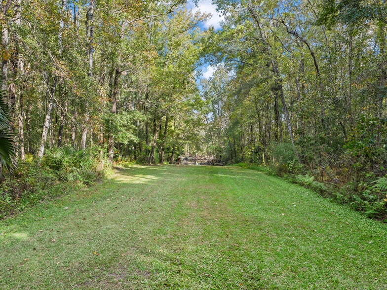 More Photos Of 15260 NE 152nd Pl, Fort Mc Coy Trailer Camper Park For Sale