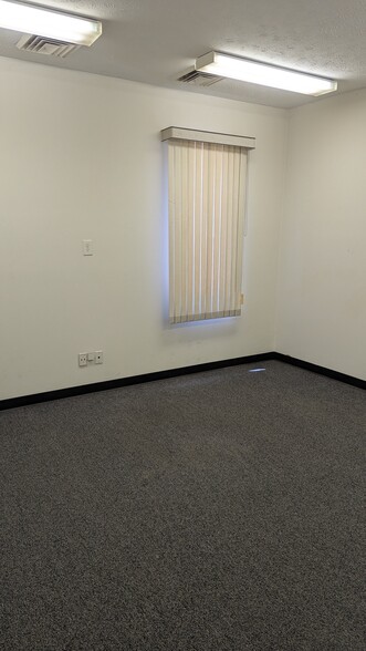 More Photos Of 3657 Lost Nation Rd, Willoughby Warehouse For Lease