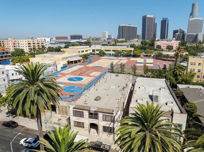 More Photos Of 324 S Witmer St, Los Angeles Apartments For Sale