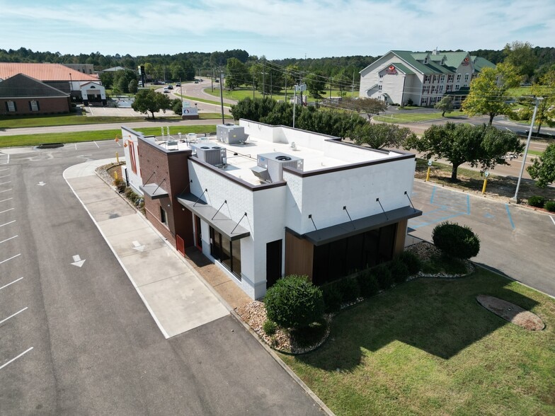 Primary Photo Of 1000 Top St, Flowood Fast Food For Lease