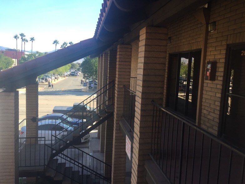More Photos Of 444 N Arrowhead Ave, San Bernardino Office For Lease