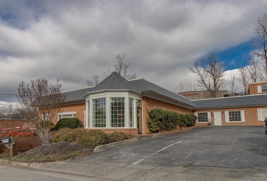 More Photos Of 4311 Appleton Ave NW, Roanoke Office For Lease