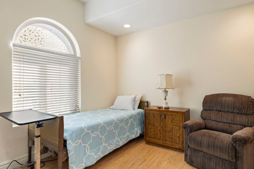 More Photos Of 10448 N 106th Pl, Scottsdale Assisted Living For Sale