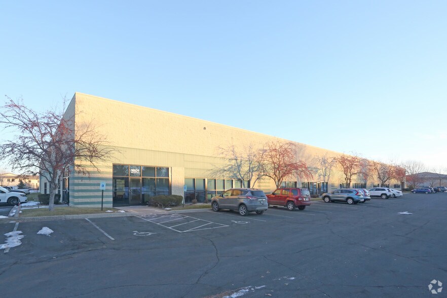 More Photos Of 1201-1209 Beaudry Blvd, Hudson Light Manufacturing For Lease