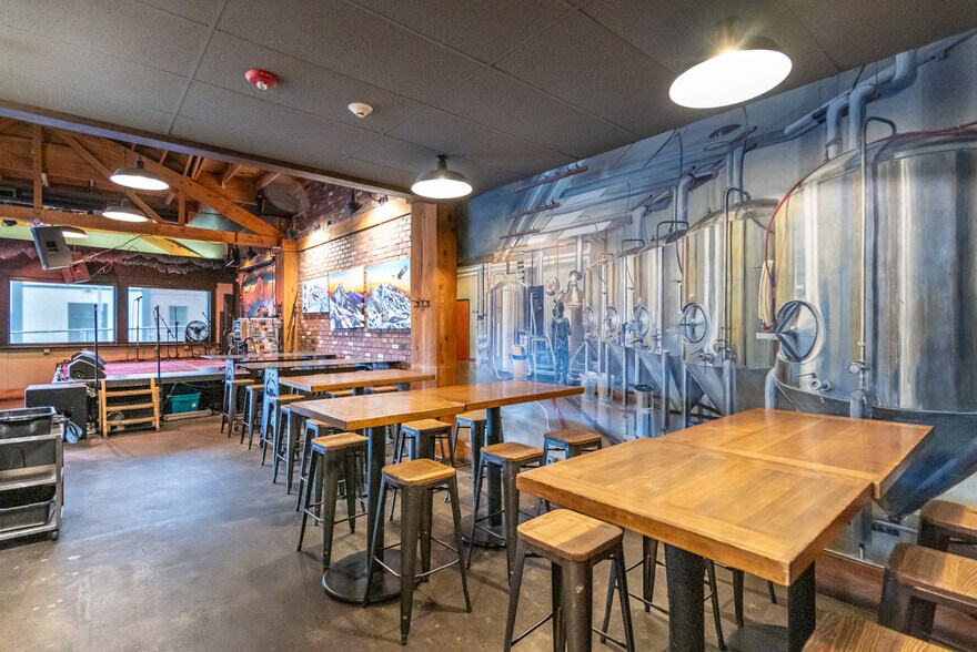 More Photos Of 20 NW Greenwood Ave, Bend Loft Creative Space For Sale