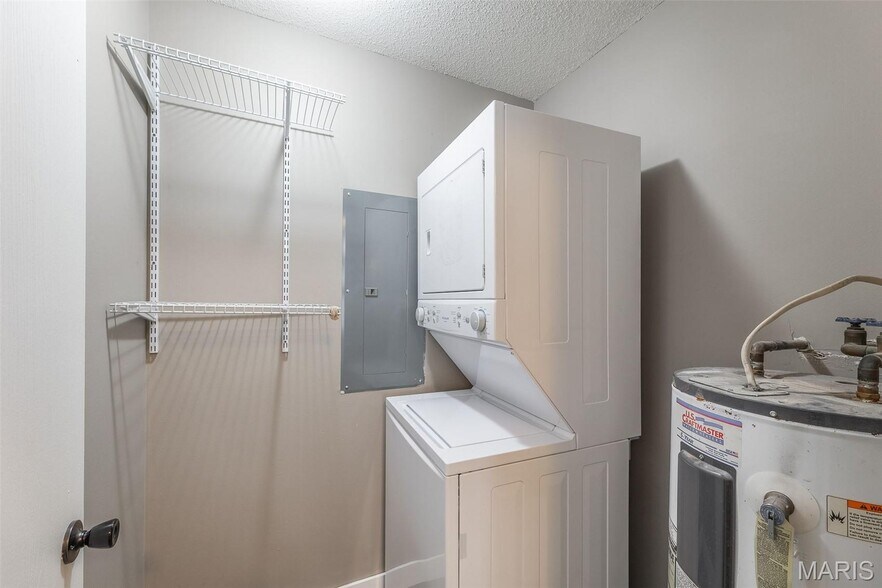 More Photos Of 2733 Holly Trl, Poplar Bluff Apartments For Sale