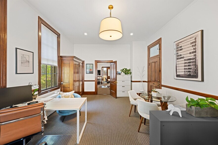 More Photos Of 14 Main St, Hingham Office Residential For Lease
