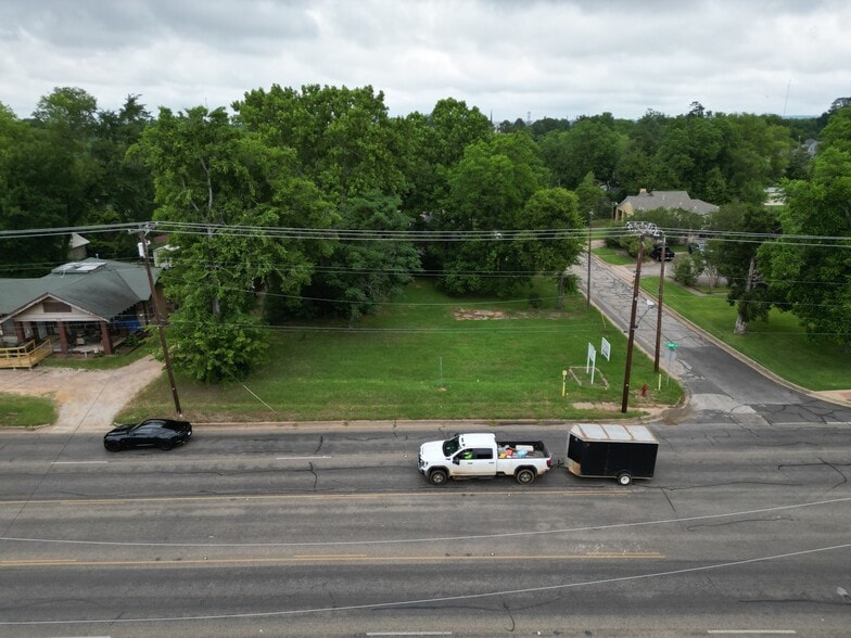 More Photos Of 1320 E Front St, Tyler Land For Sale