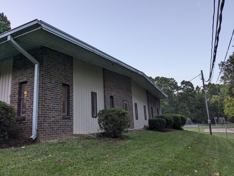 1570 Ebinport Rd, Rock Hill, SC 29732 Office For Sale