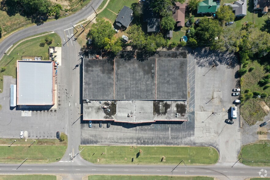 More Photos Of 4317-4325 Bessemer Super Hwy, Bessemer Unknown For Lease