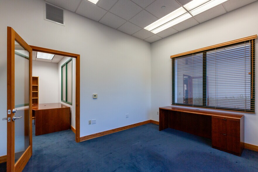 More Photos Of 27345 Ortega Hwy, San Juan Capistrano Office For Lease