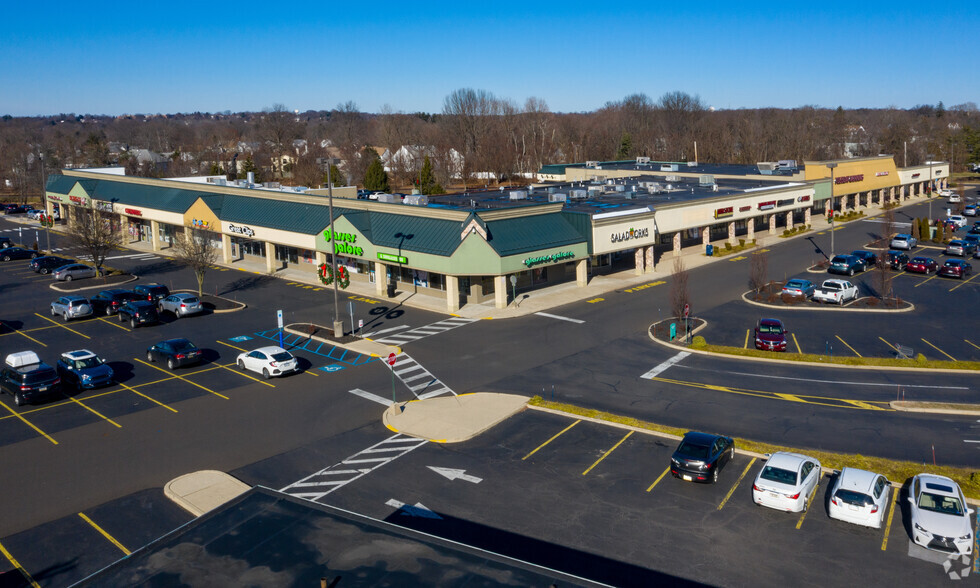 Primary Photo Of 466-510 2nd Street Pike, Southampton Freestanding For Lease