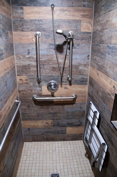 More Photos Of 27288 Wind Cave Rd, Hot Springs Lodge Meeting Hall For Sale