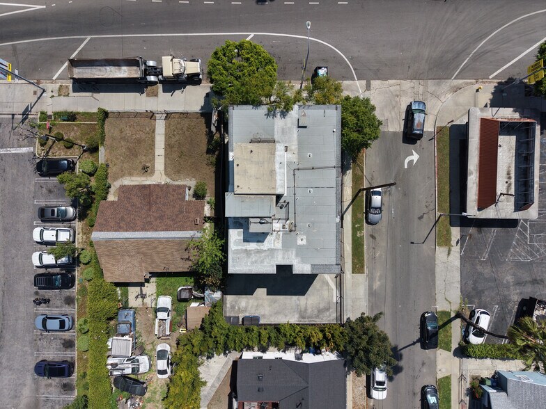 More Photos Of 5073 Huntington Dr N, Los Angeles Apartments For Sale