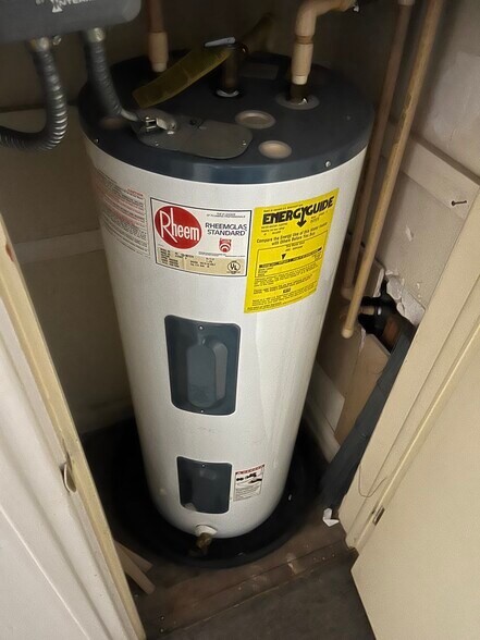 More Photos Of 2601 University Blvd W, Jacksonville Medical For Sale