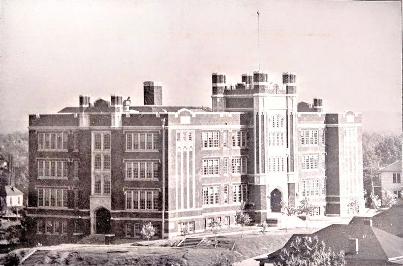 More Photos Of 125 Oak St, Hot Springs Apartments For Lease