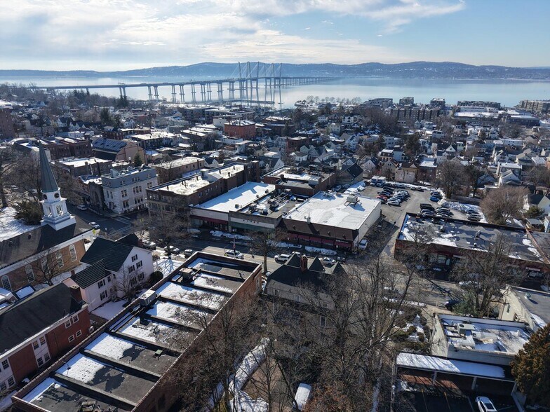 More Photos Of 54 N Broadway, Tarrytown Office For Lease