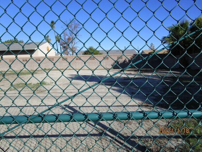 More Photos Of 2181 Katella Ave, Anaheim Land For Lease