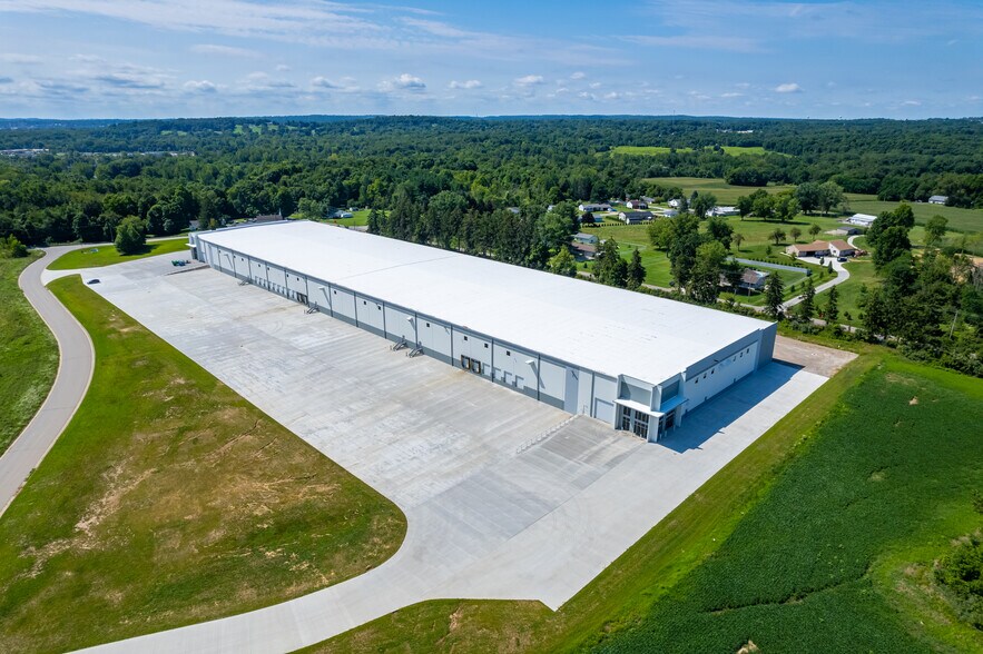 More Photos Of Bowman St, Mansfield Distribution For Lease