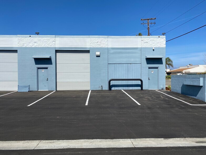 More Photos Of 761-815 Maulhardt Ave, Oxnard Warehouse For Lease