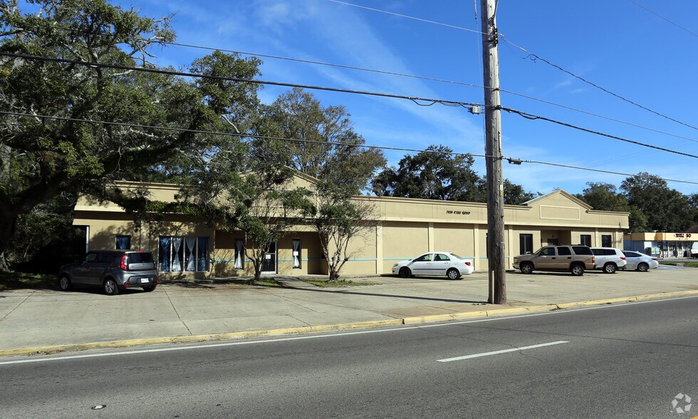 More Photos Of 2030 Pass Rd, Biloxi Office For Sale