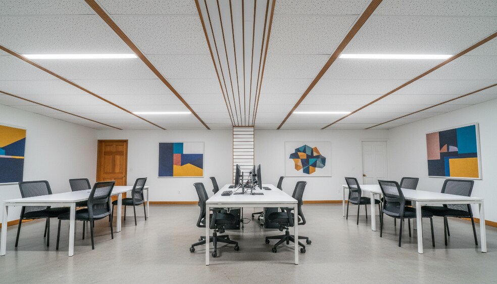 More Photos Of 1730 NW 23rd St, Miami Service For Sale