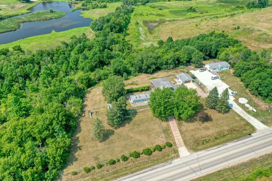 More Photos Of S73W23970 National Ave, Big Bend Flex For Sale