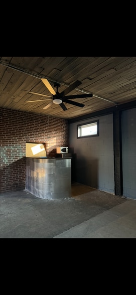 More Photos Of 3125 Park Ave, Saint Louis Warehouse For Lease